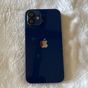Apple iPhone 12 in Deep Blue